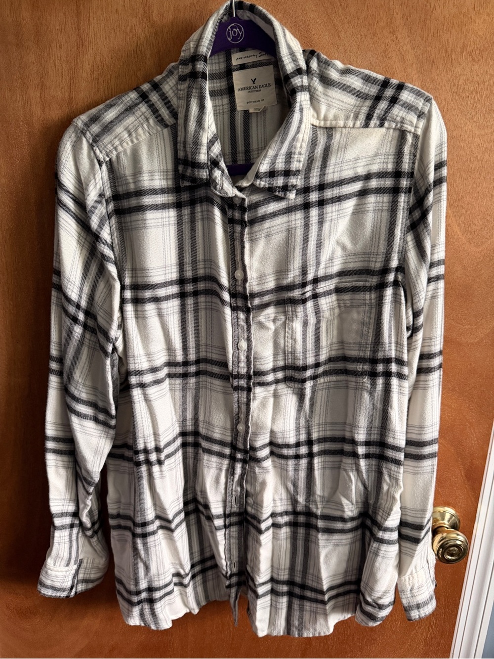 American Eagle Outfitters Black & White Plaid Button-Down Shirt